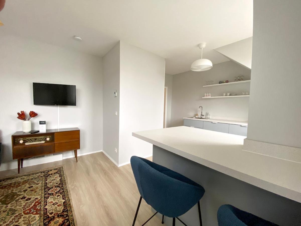 Zentrale Ferienwohnung Fuer Bis Zu 4 Personen بريمرهافن المظهر الخارجي الصورة